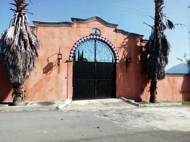 Quinta en Villa de los Reyes, Los Cavazos, N.L.